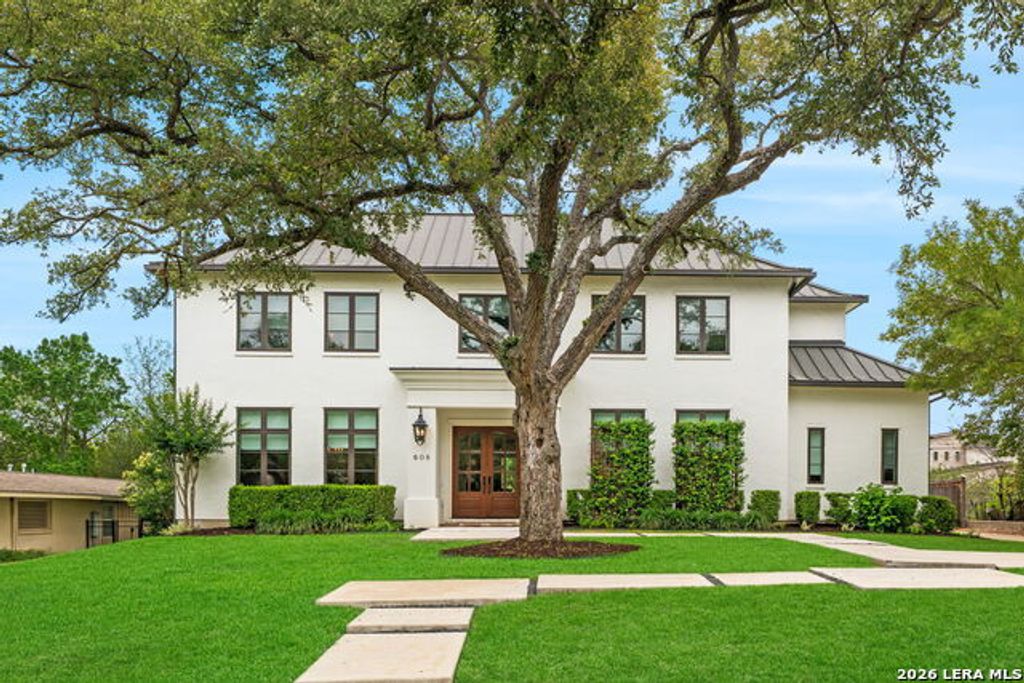 608 Morningside, Terrell Hills