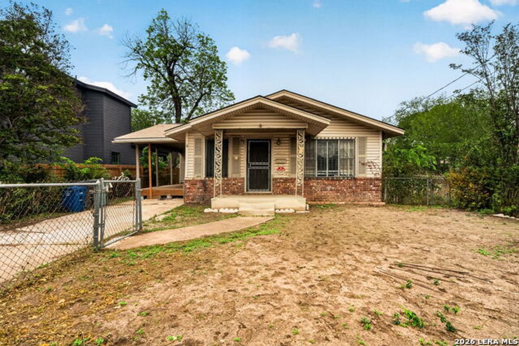 257 Bank St, San Antonio