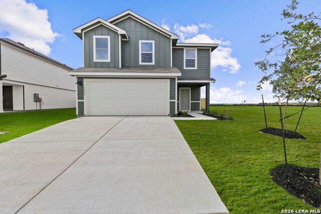1027 Gladys Run, Seguin