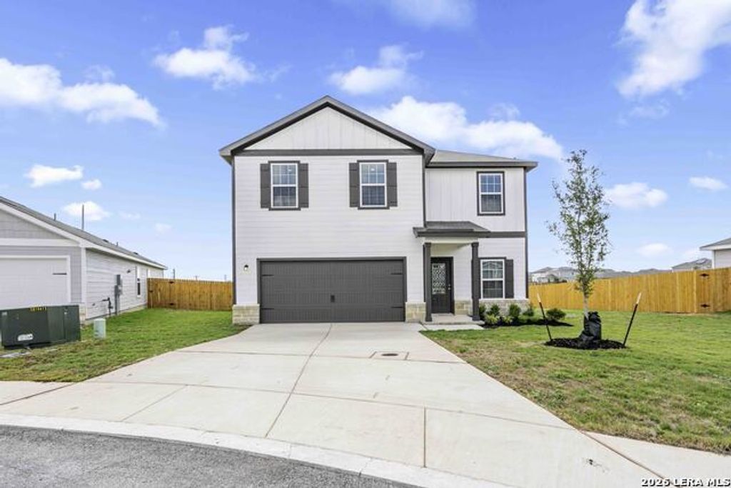 3447 Warlow Branch, San Antonio