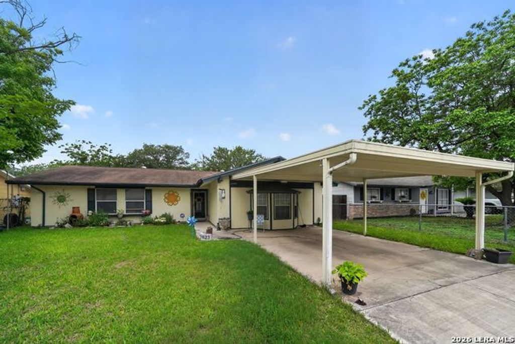 7623 Glen Mont, San Antonio
