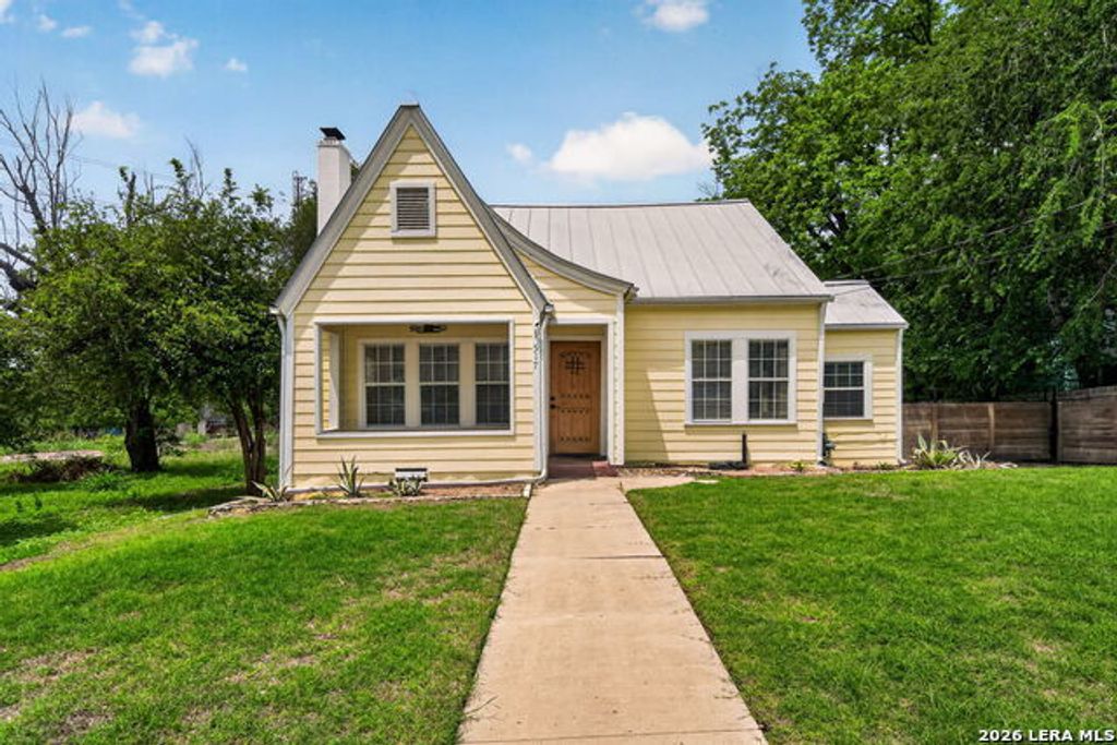 517 W Hollywood, San Antonio