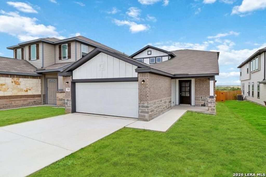 11307 Hollinger Circle, Converse