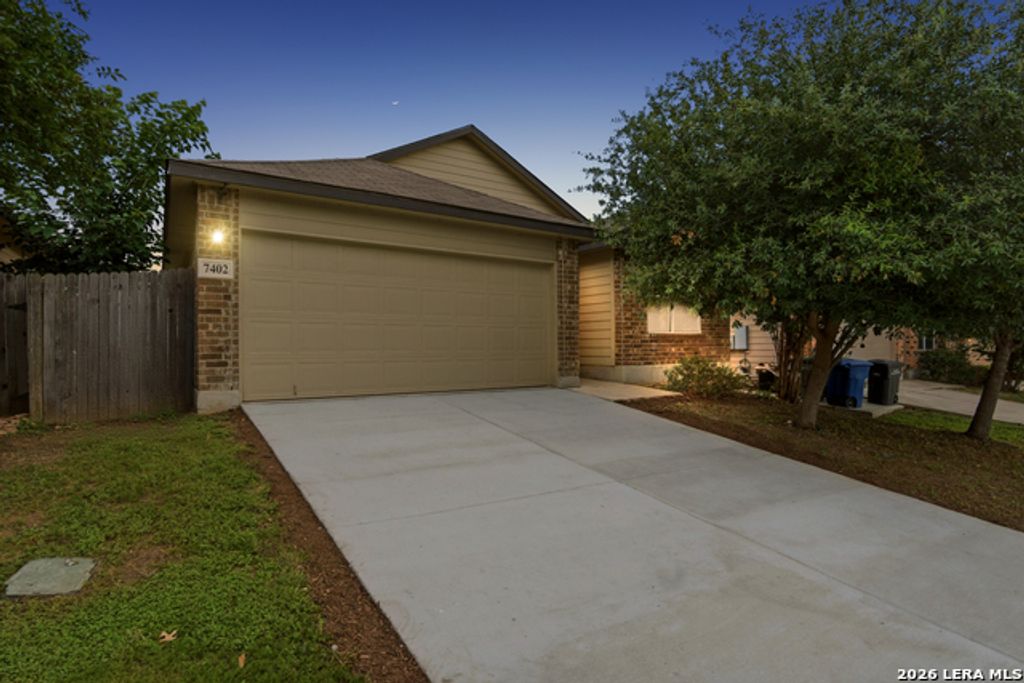 7402 Equinox Corner, San Antonio