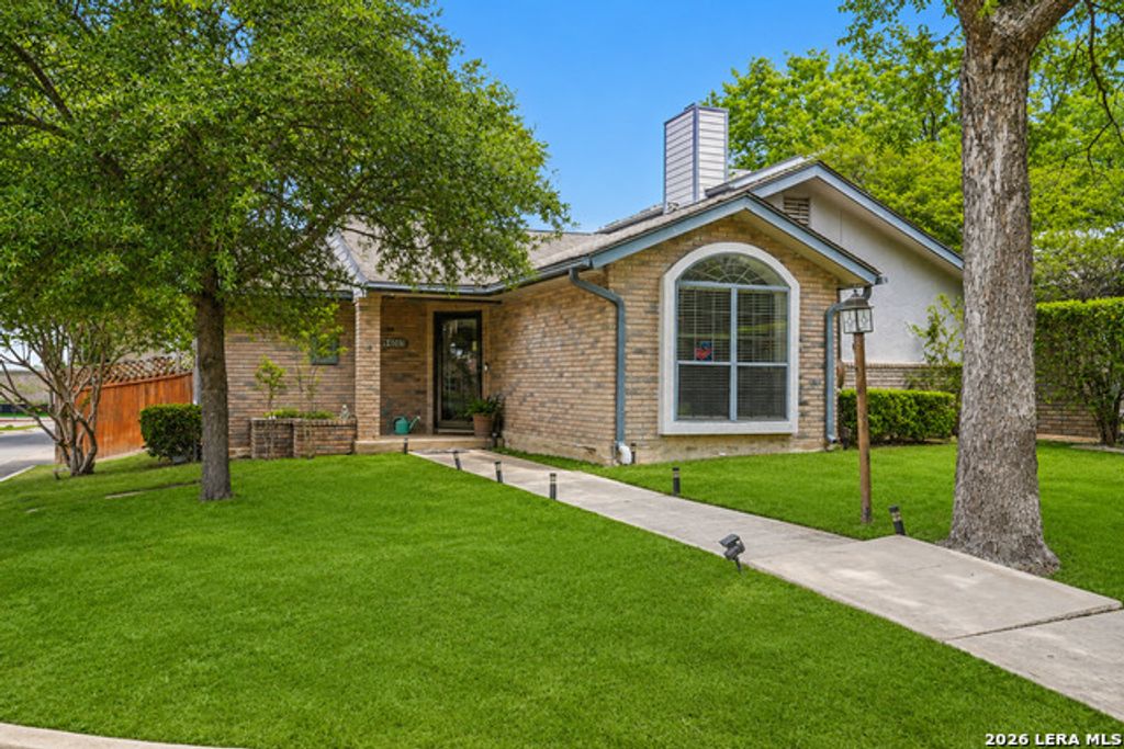 9103 Windgarden Cir, Windcrest