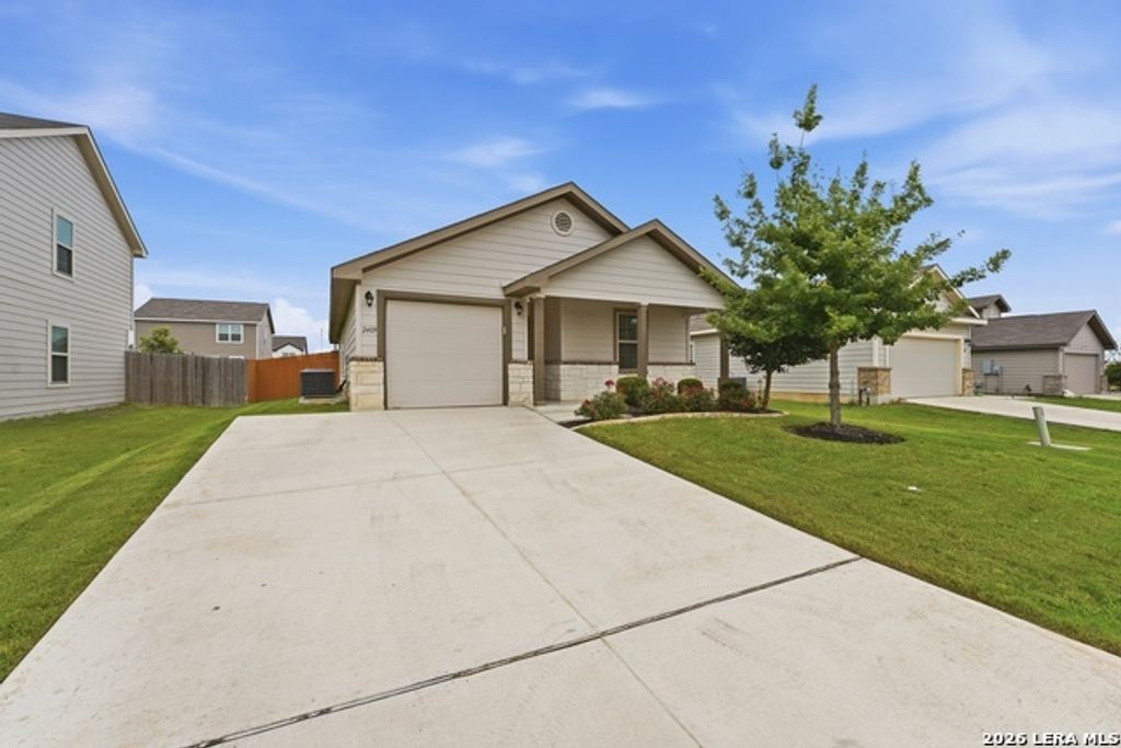2409 Ranger Pass, Seguin