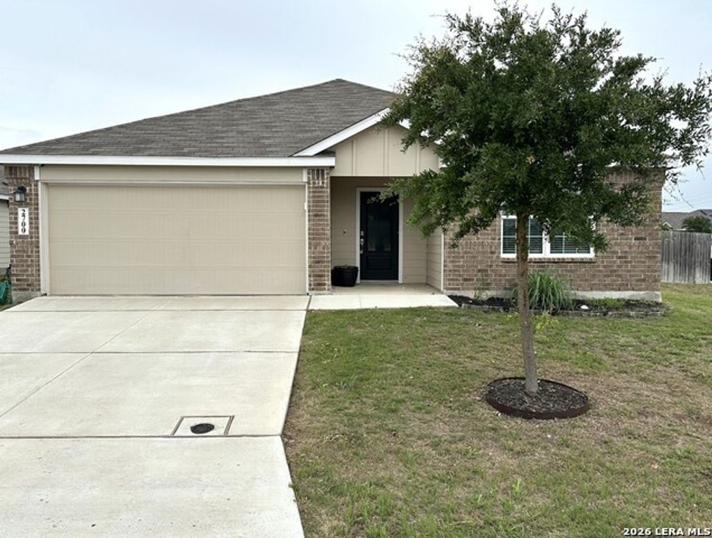 2700 La Mundial Street, Seguin