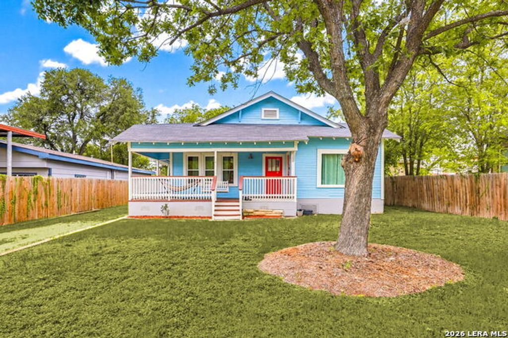 239 E Ligustrum, San Antonio
