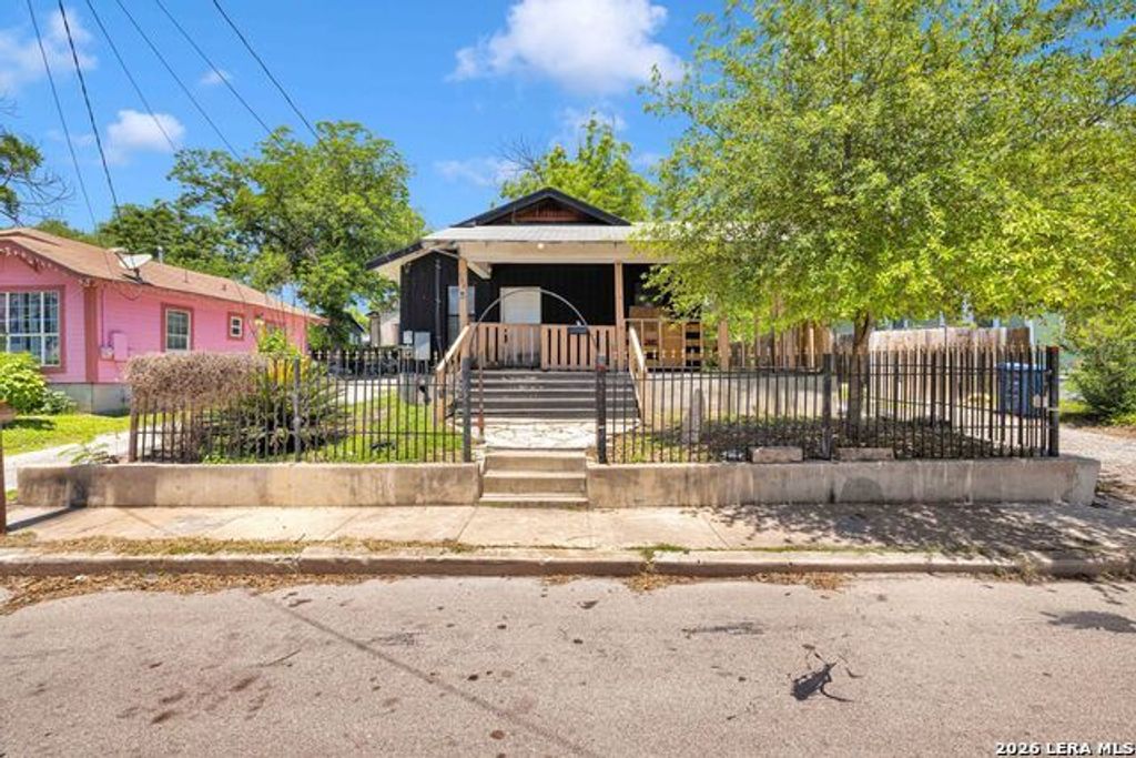 139 Paul St, San Antonio