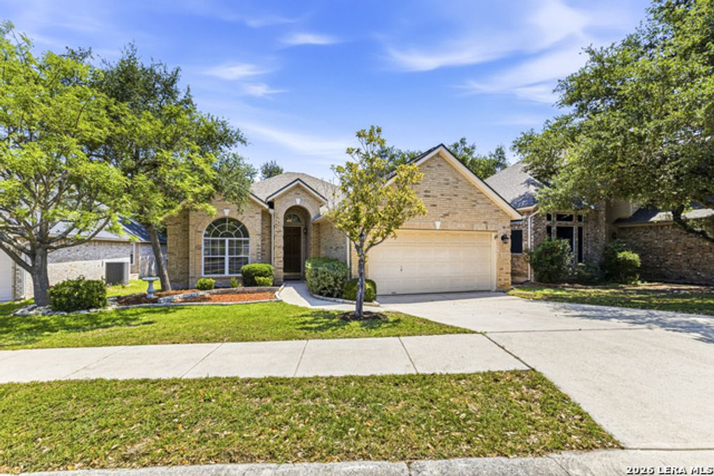 2002 Simpson Trail, San Antonio