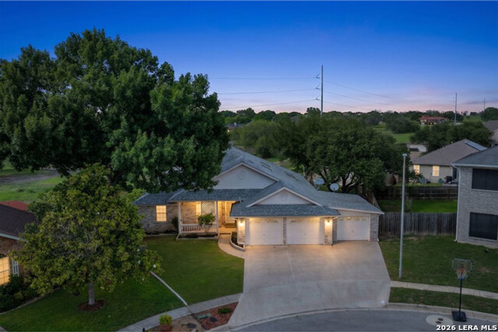 3421 Sherwin Dr, Schertz