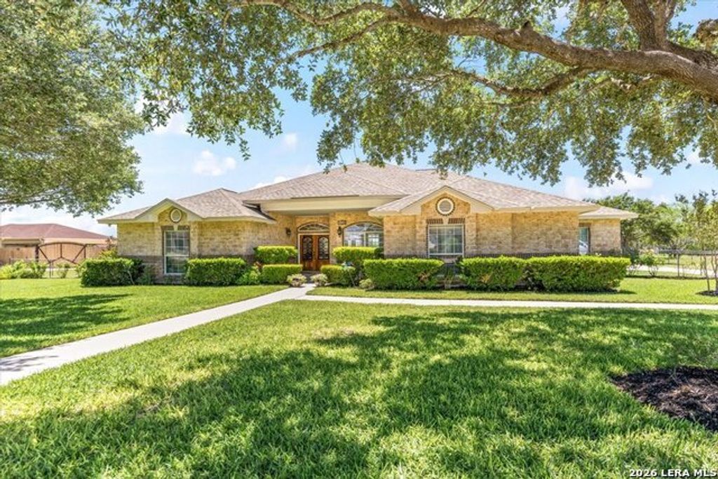 8306 Quail Covey Lane, San Antonio
