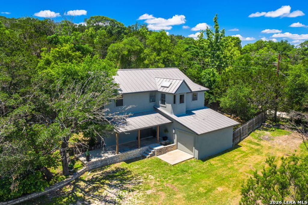 109 Debra Lane, Kerrville