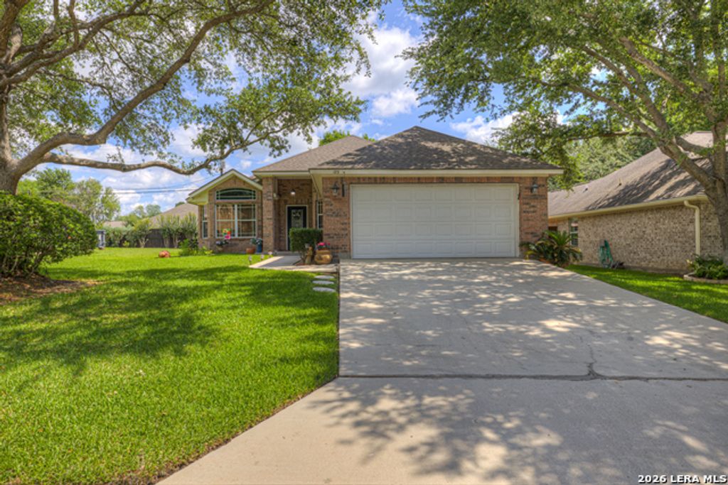 123 River Park Dr, Luling