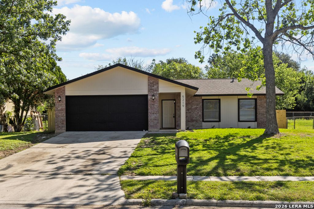5219 Galacino St, San Antonio