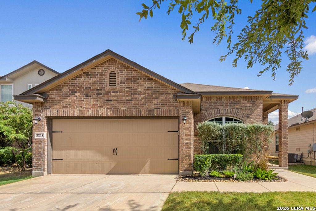 8818 Creager Cyn, San Antonio