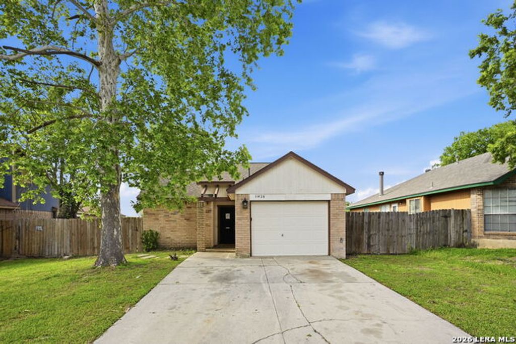 11426 Long Trl, San Antonio