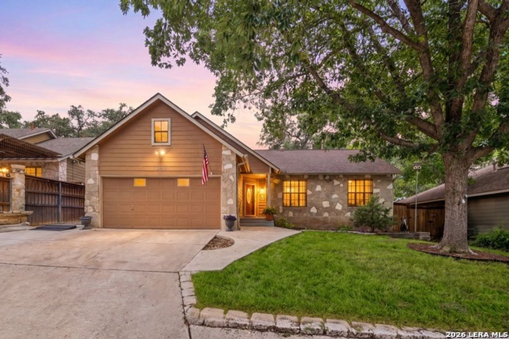 8923 Peaceful Grove, San Antonio
