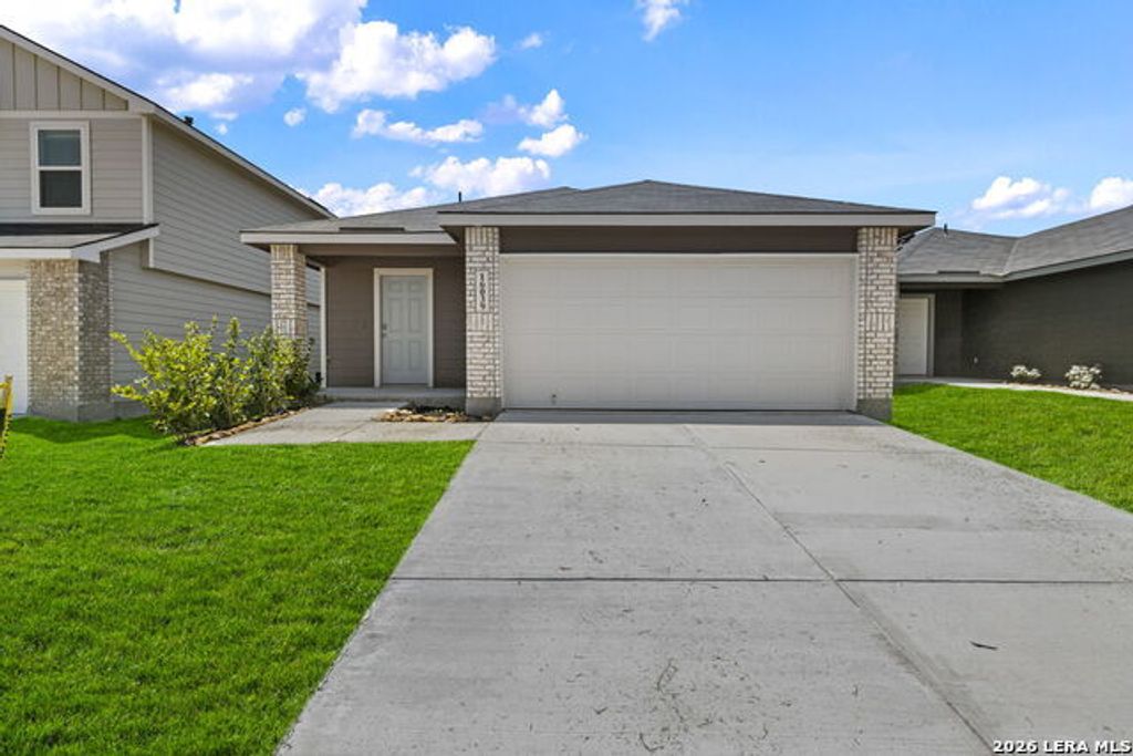 16039 Mahogany Way, Elmendorf