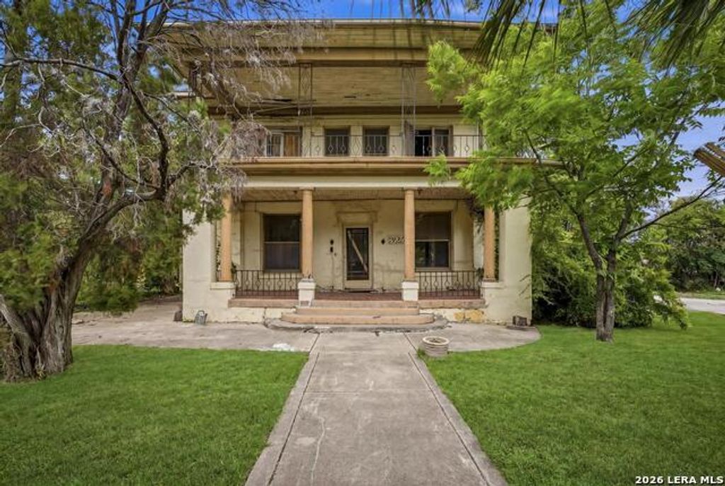 325 E Courtland, San Antonio