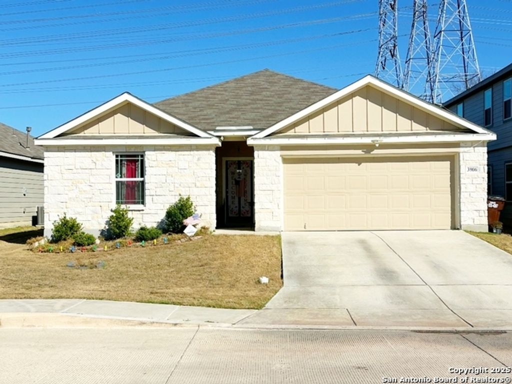 3906 Glenloch Way, Converse