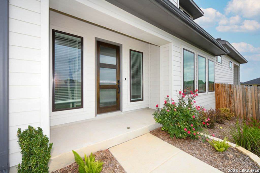 972 Nolte Bend, Seguin