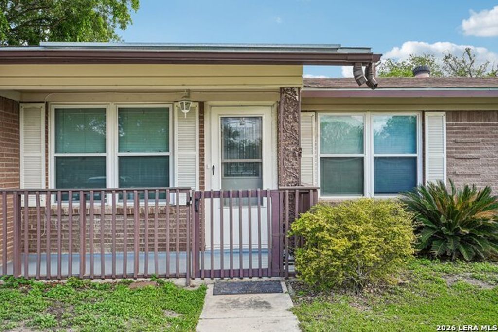 215 Hialeah Ave, San Antonio