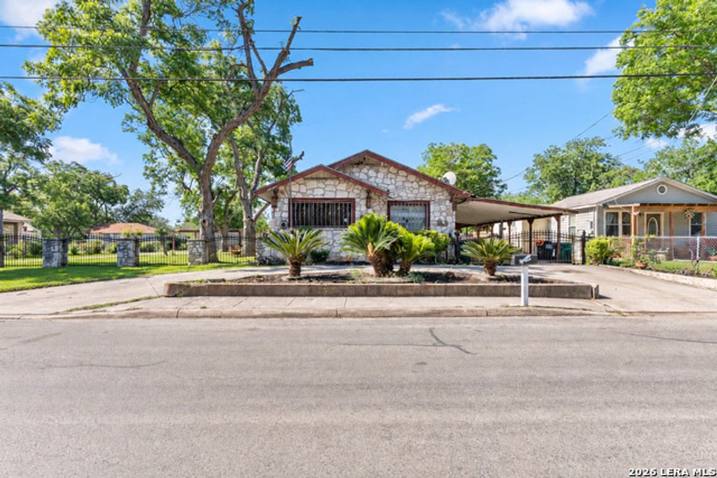 612 Stonewall Street, San Antonio