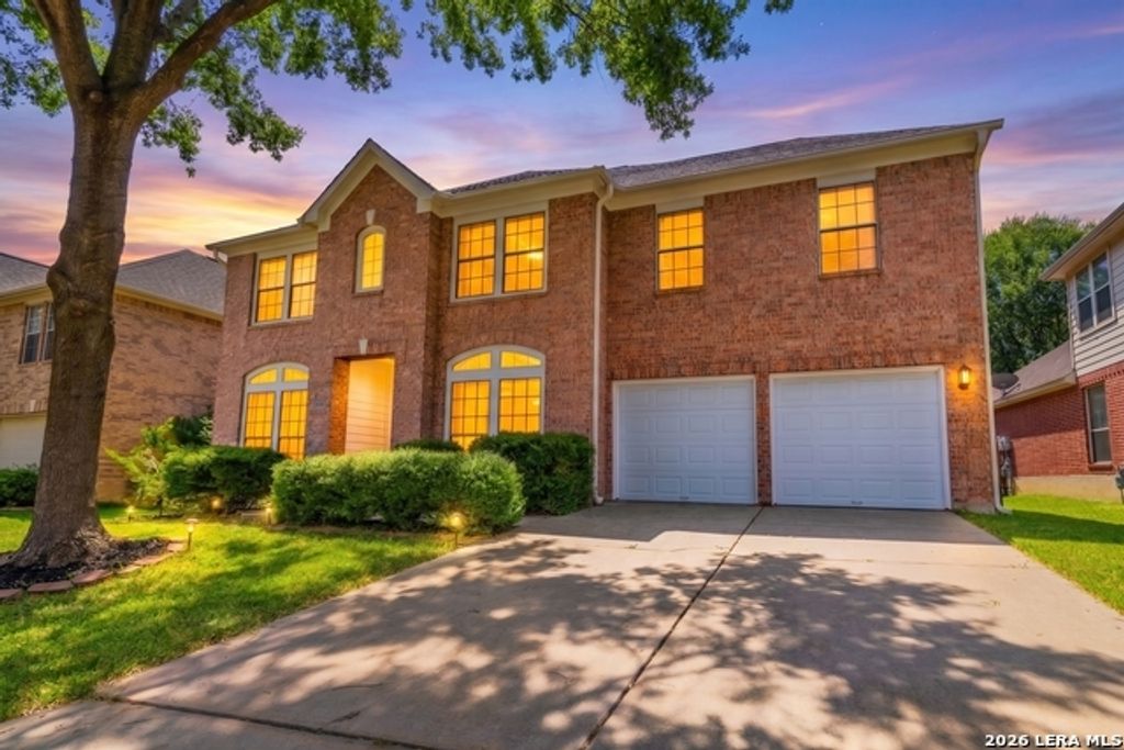 8906 Brae Bnd, San Antonio
