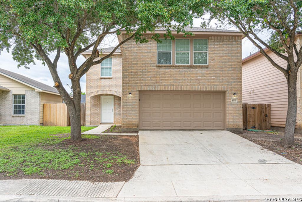 8915 Mission Meadow, San Antonio