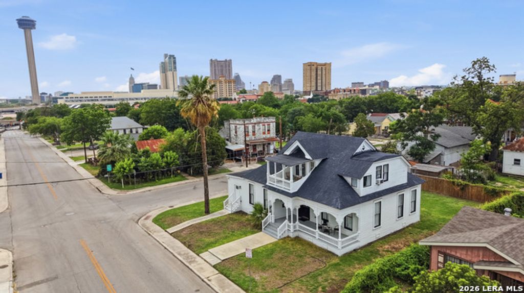 403 Montana, San Antonio