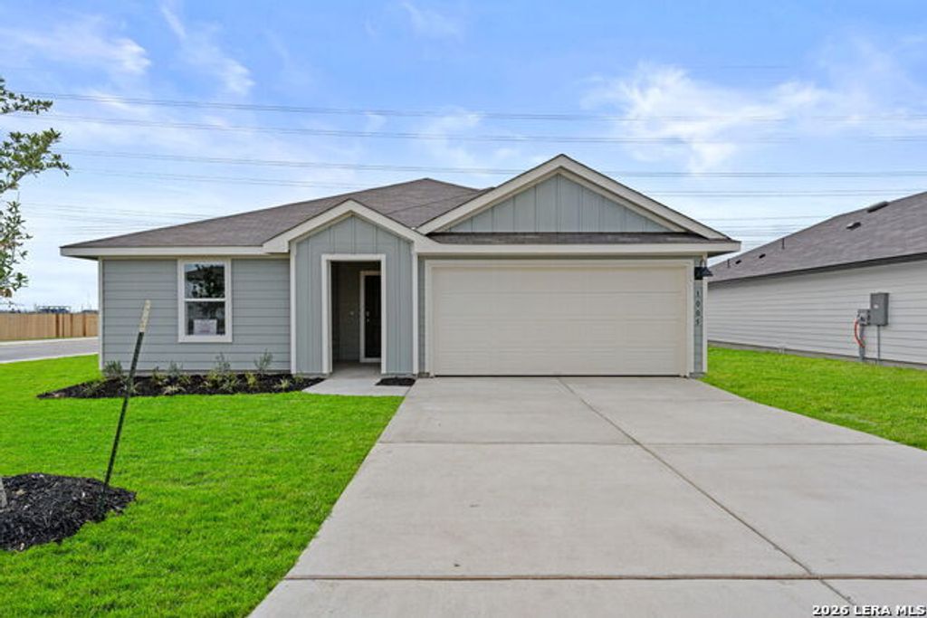 1005 Prince Albert, Seguin