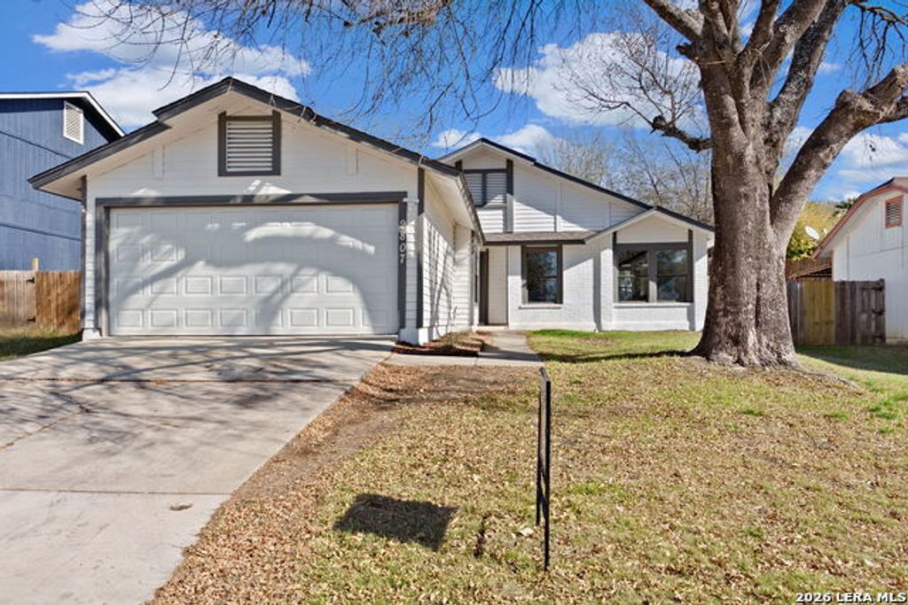 9807 Sugarloaf Drive, San Antonio