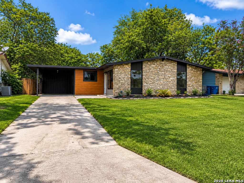 5409 Arneson Dr, Kirby