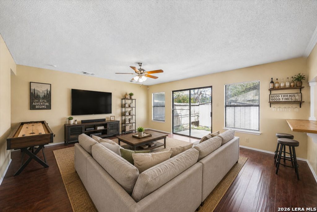 9923 Misty Plain Dr., San Antonio