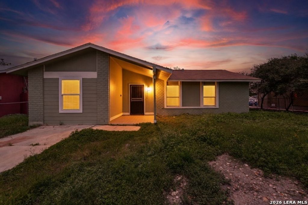 5535 Red Sky St, San Antonio