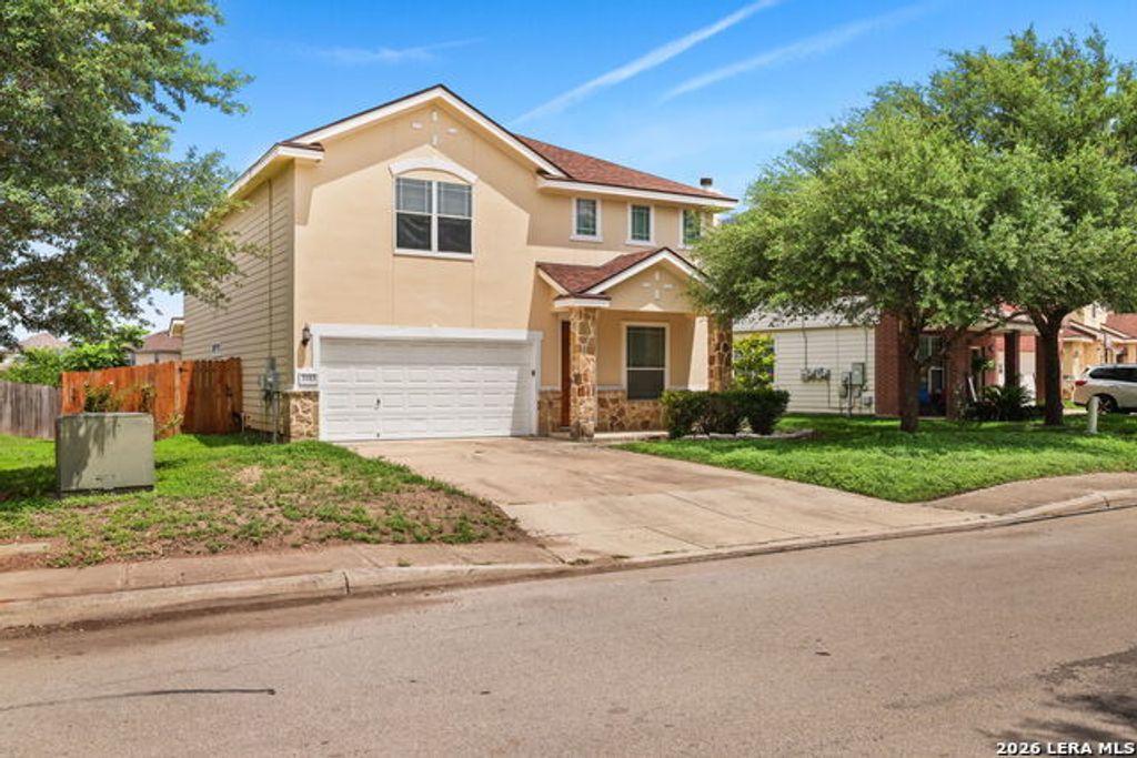3103 Thunder Gulch, San Antonio