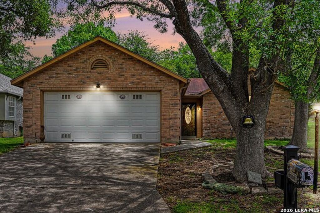 3624 Scenic, Schertz