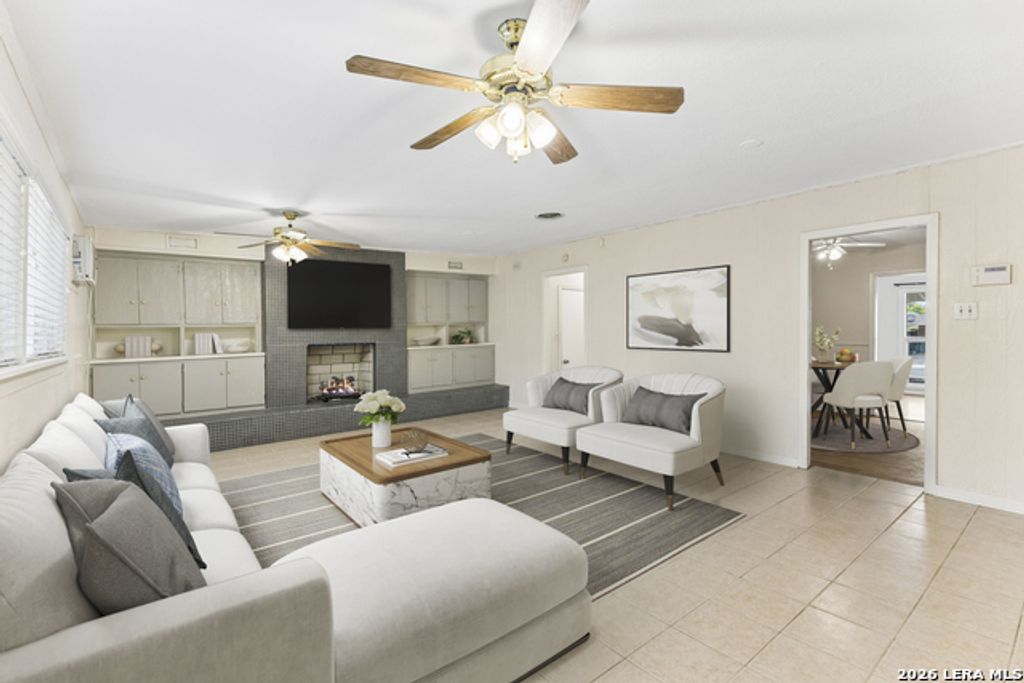 342 Maplewood Lane, San Antonio