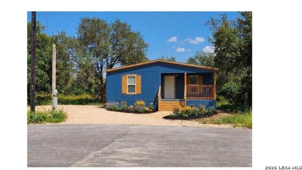 4938 Last Chance, Elmendorf