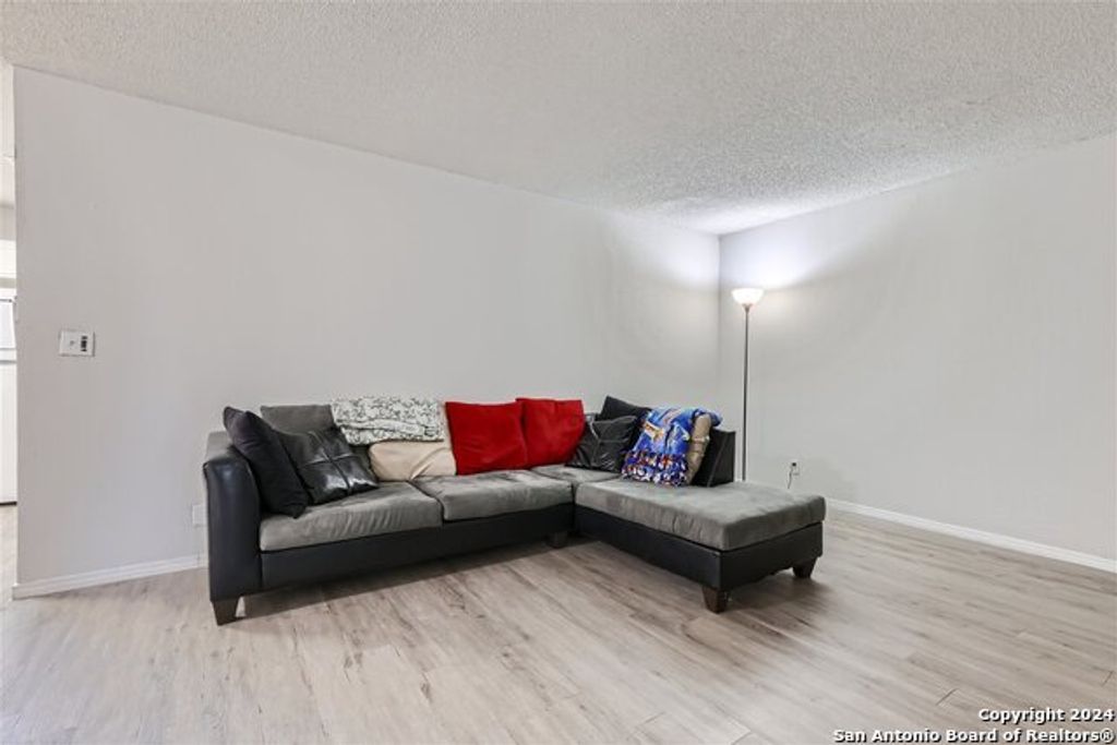 6829 Oldham, San Antonio