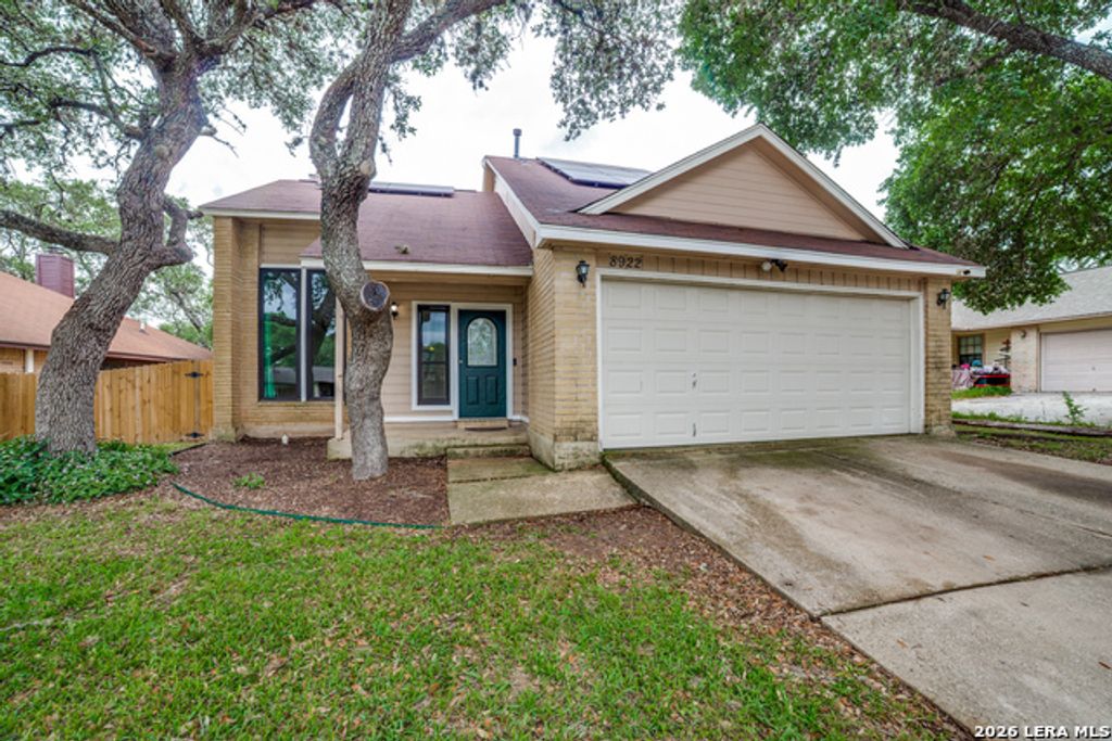 8922 Silent Cross, San Antonio