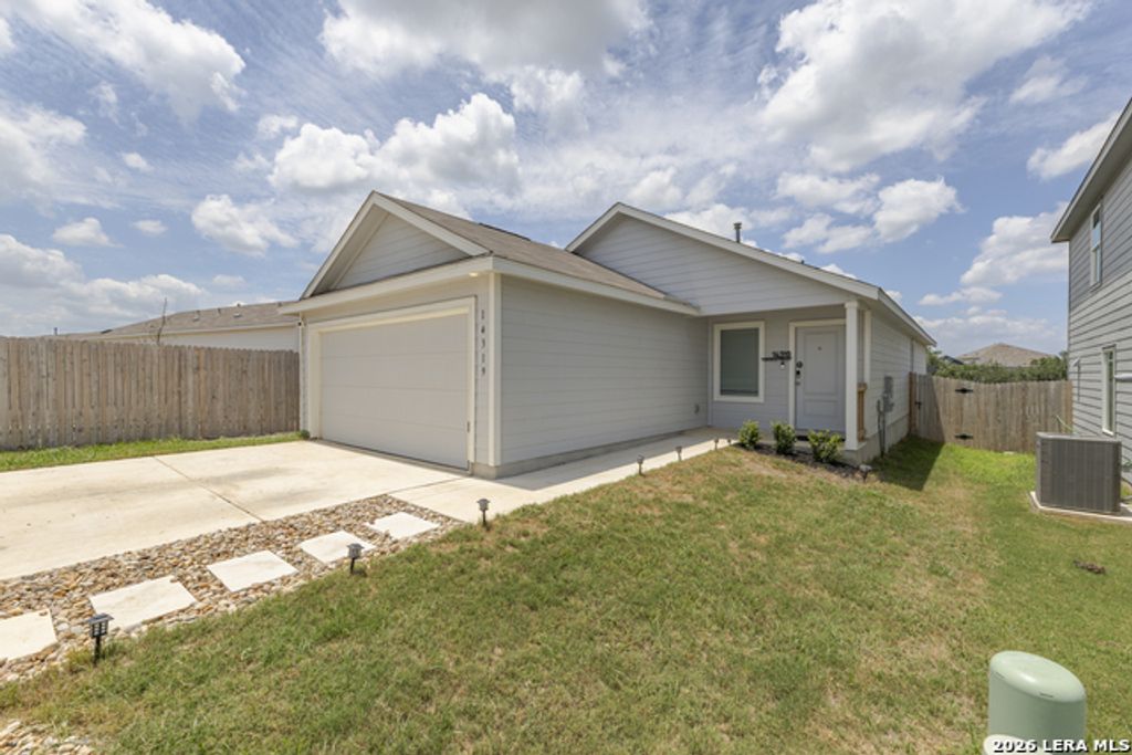 14319 Enfield Falls, San Antonio