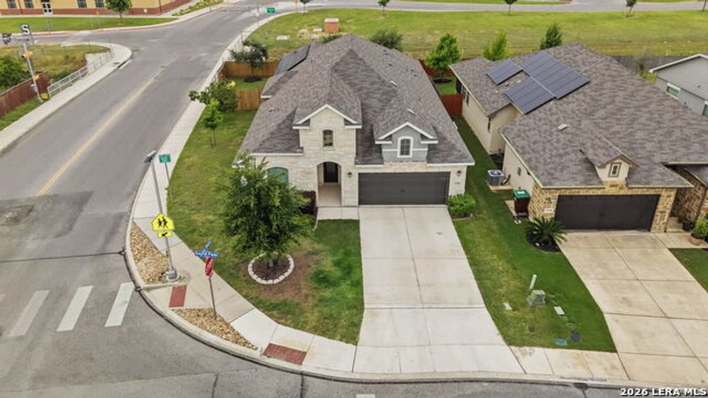 12702 Emmitt Pass, San Antonio
