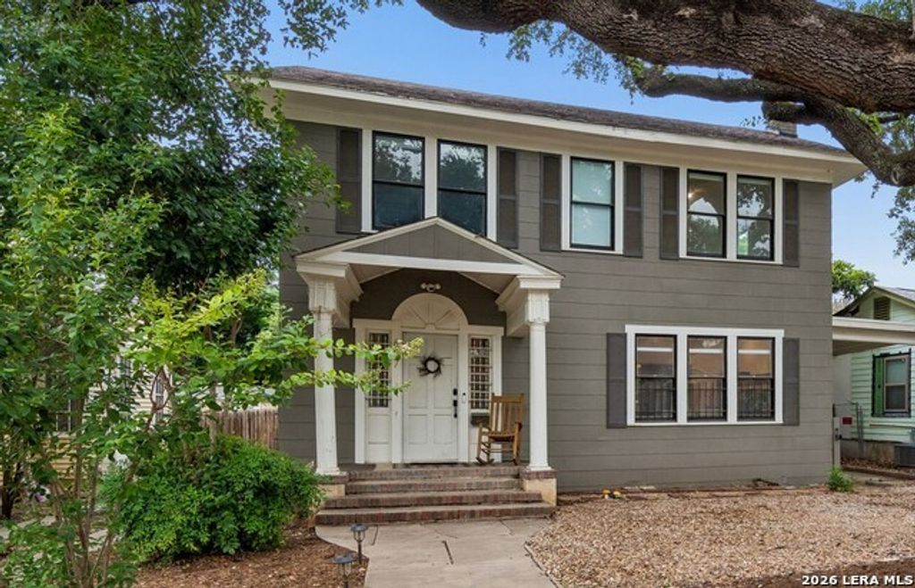 607 W Kings Hwy, San Antonio