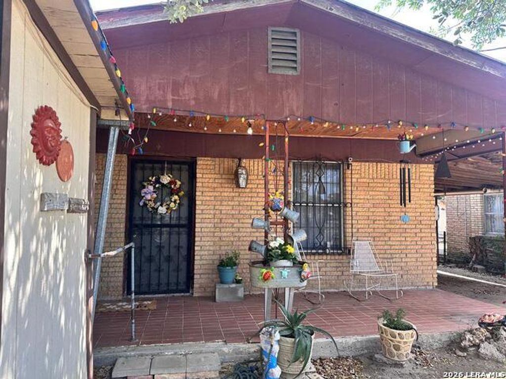 253 S Monroe St, Eagle Pass