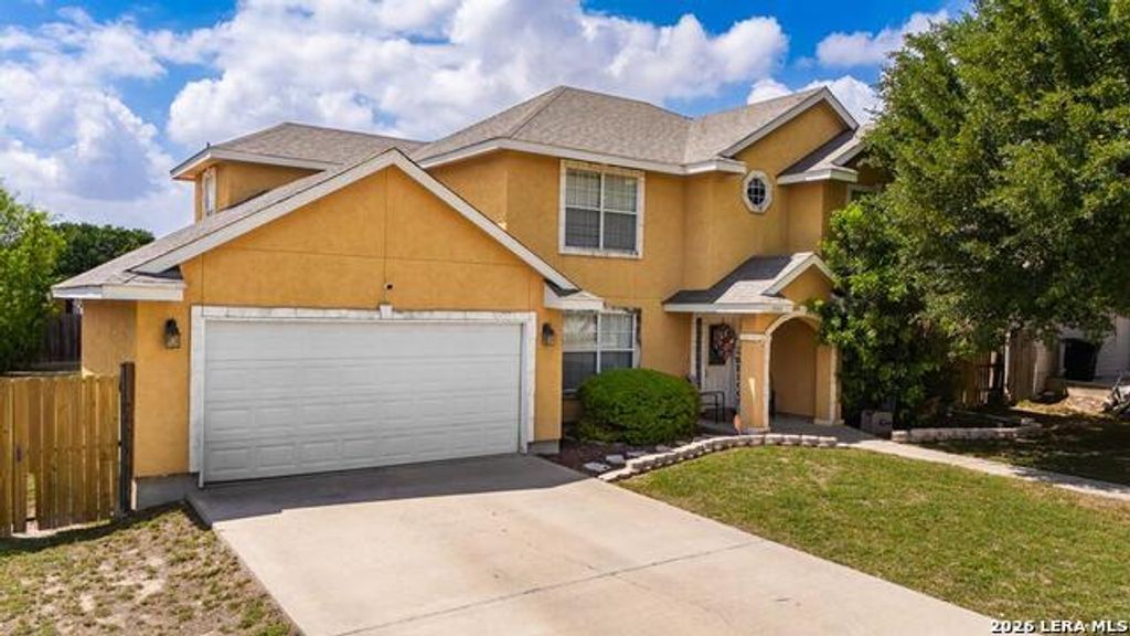 1545 Rockhill Dr., Eagle Pass