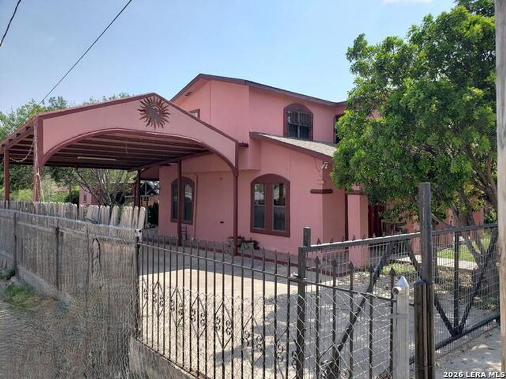 824 Calle Escondido N/a, Eagle Pass