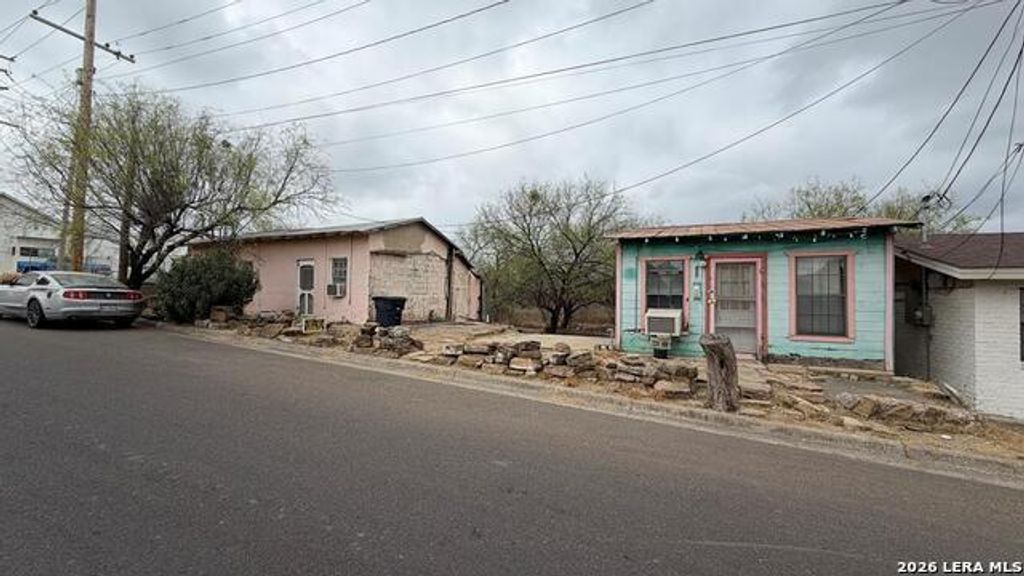 599 Commercial St, Eagle Pass