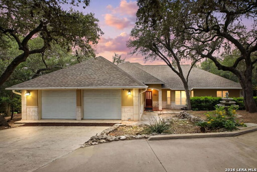419 S Rolling View, San Antonio